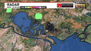 WHOA! The chemical plant explosion and resulting smoke plume in Port Neches, TX, this morning was so intense, it showed up on our weather radar! http://bit.ly/2qTerxc | CBS Austin