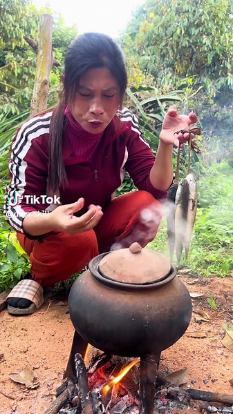 Survival Skills: SMART idea and USEFUL with single mom #bushcraft #camping #outdoors #useful #idea