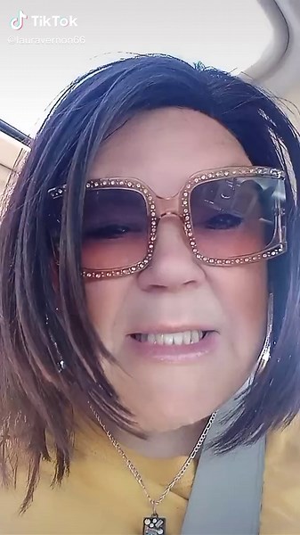 Laurajean (@laurajean1966)’s videos with