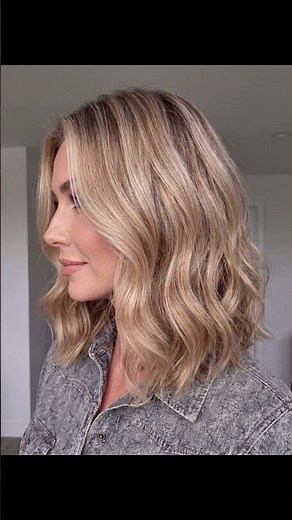 Dimensional Sandy Blonde Wavy Glueless Human Hair Wig | Flawless Natural Look