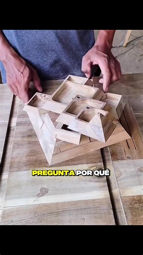 Construye una Pirámide de Madera con Planos DIY