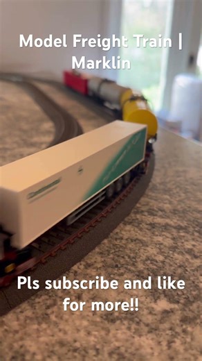 Model Freight Train | Marklin