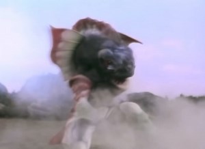 #PowerRangers Monster of the Day 5️⃣0️⃣: “Pirantishead” - Voiced By: Scott Page-Pagter #MightyMorphin Season 2 ⚡️ Episode: “The Mutiny: Part 1, 2 & 3” Pirantishead is a piranha-like monster created by Lord Zedd from a piranha in Angel Grove Lake with the ability to freeze and reprogram technology. He uses this abilities to freeze all of the Dinozord and reprograms the Tyrannosaurus Dinozord & Dragonzord until the Mighty Morphin’ Power Rangers are able to break the spell and upgrade their Dinozor