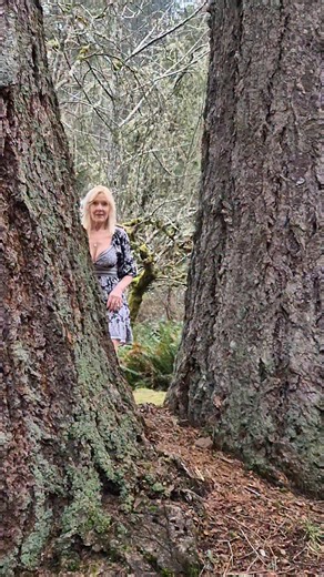 Carleen Ceraldi on Instagram: "Unplanned. Unfiltered. Unforgettable. 💙 #NatureMood #WildAtHeart #EmbraceTheNow #NatureMuse #EffortlessGrace"