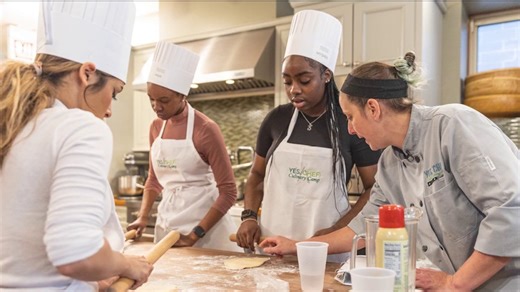 Chicago nonprofit helps educate kids in culinary arts