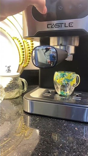 ‏أحب أكون متابعيني وا_ تعو نشرب قهوة سوا في الأجواء الراقة￼#قهوه #مزج #قهوة_مختصة #ترند_جديد