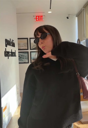 How it feels to show off your post- laser glow 🤩