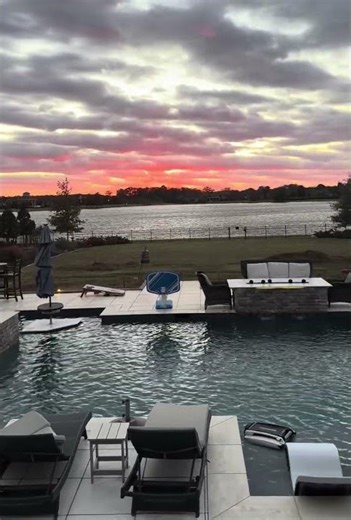 Create unforgettable memories with loved ones. #relaxation #summerfun #Swimply #swimply #nostalgic