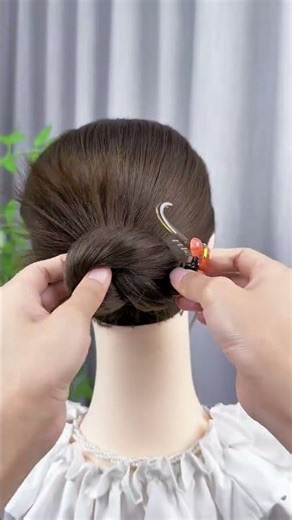 #braiding tutorial #bun #hair band #simplified #hairstyle #hair #simple #beauty #shortsfeed