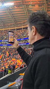 O seară de neuitat în familia CimBom. An unforgettable night with the CimBom family. 💛❤️ @galatasaray | Gheorghe Popescu
