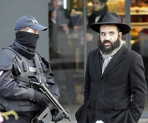 Israel Horovitz's Notebook: An American Artist In Paris