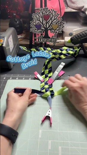 Cottage ladder braid tutorial for homecoming mums #homecomingmums #diy