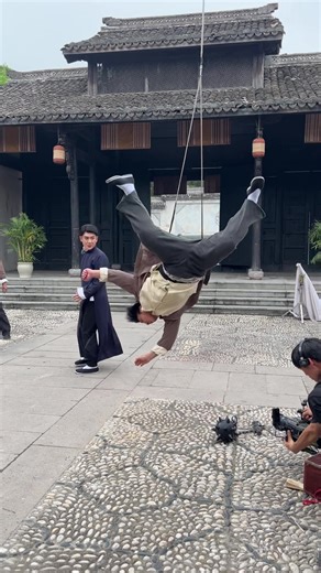 Ip Man Enfrenta a Longhumen y Suceso Inesperado