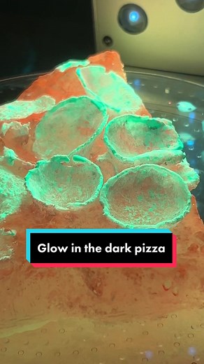 Glow-in-the-Dark Pizza Mold and Casting Process