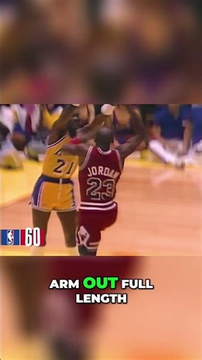 Michael Jordan's Unforgettable Play: Iconic Moment #shorts