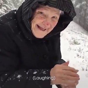 95K views · 2.5K reactions | This 101-year-old's reaction to the snow is PRICELESS—watching her try to throw a snowball is adorable  | Woman's Day Magazine | Facebook