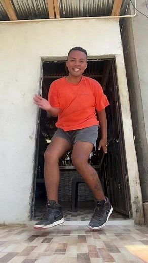 Learn Champeta Dance Moves: Fun Outdoor Tutorial