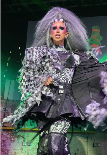 Drag performance by @Crystal Methyd #dragperformance #dragshow #dragqueen #rupaulsdragrace #drag @RuPaul’s Drag Race @WOW Presents Plus