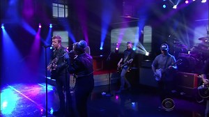 Dierks Bentley Performs "Different for Girls" feat. Elle King