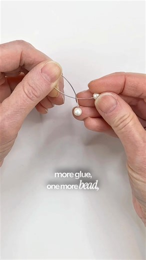 Memory wire isn’t like regular wire.It’s hard tempered, holds its coil shape. ✂️ Use the Beadalon Carbide Cutter for a smooth cut, no bent ends, no tool damage. Designed to handle tough wire so your designs stay polished from start to finish. | Beadalon