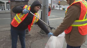 Muslim youth group cleans up downtown Calgary