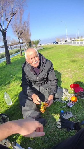 sillycam on Instagram: "new friend #sillycam #sillycamtt #maincharacter"