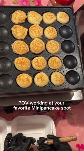 Its like playing pancake simulator #foodie #pancakes #minipancakes #streetvendors #pov #fyyyyyyyyyyyyyyyy