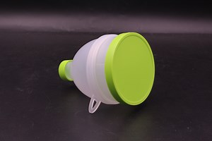 [Hot Item] 200ml Plastic funnel with pill container Applicable to drinking bottle shaker bottle