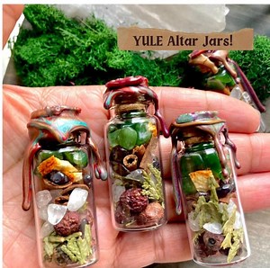 Yule Altar Jar: Winter Solstice Spell Bottle With Herbs & Crystals - Etsy
