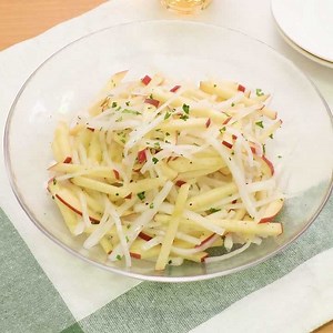 さっぱり食べやすい！ 大根とりんごのシャキシャキサラダのレシピ動画・作り方 | デリッシュキッチン