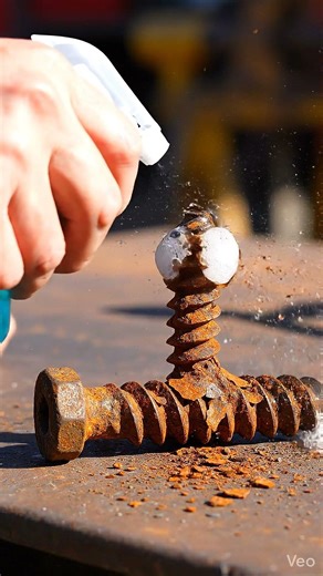 Rust Removal From Steel Machine Screw