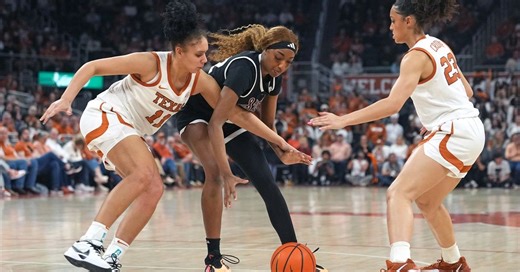 Source: Texas' Aaliyah Crump, Justice Carlton & Aaliyah Moore will enter the transfer portal