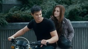 29K views · 3K reactions | Bella's Fight Song | The Twilight Saga Fans | Facebook