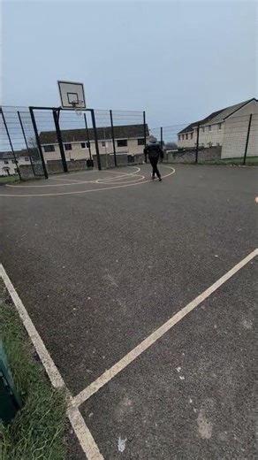 How to Head like CR7 ✈️⚽️ #cr7 #football #shorts