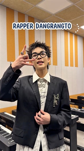 7.9K views · 180 reactions | ✨ Lần thứ 2 comeback tại The NBK Schools, Dangrangto aka Trần Lả Lướt đã có những chia sẻ dành riêng cho các NBKers ✨ Hãy cùng lắng nghe nhéeee !! See yaaaaa #thenbkschool #SeasonOfWishes #nbk #dangrangto #tranlaluot | The NBK Schools | Facebook