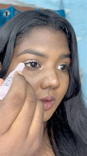 Swiss Beauty Jelly Verse Glow Stick Review in Tamil #tamilbeautyvlogger #swissbeauty #eyeshadow