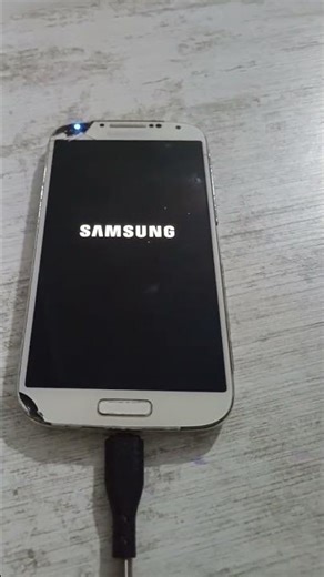 Samsung Galaxy S4 boot animation but Samsung Galaxy S5 boot animation sound