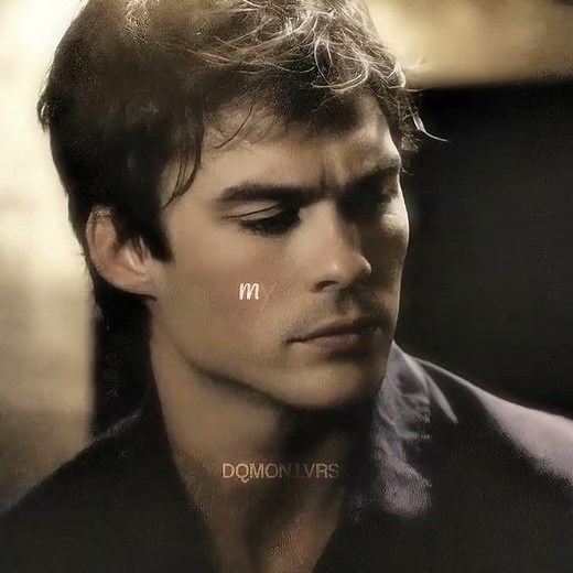 why are there random flashes in the middle and why are the zooms so zoomy - { #multifandom }