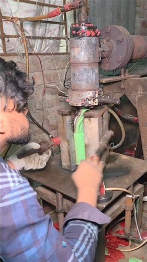 Innovative techniques for making plastic banks in bd