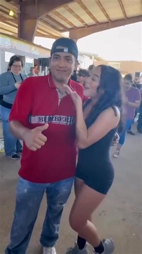 Chuyito y Ceci | Solo in the Rgv956