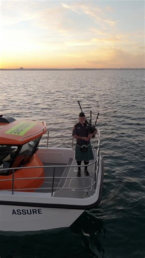 Heartfelt ANZAC Tribute with Bagpipes and Waltzing Matilda