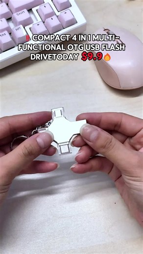 Easily back up photos videos and files by simply inserting a flash drive into your phone #usbdrive #flashdrive #memorystick #icloud #iphonedrive #iphoneflashdrive #iphonephotostick #iphonememorystick 0414L03