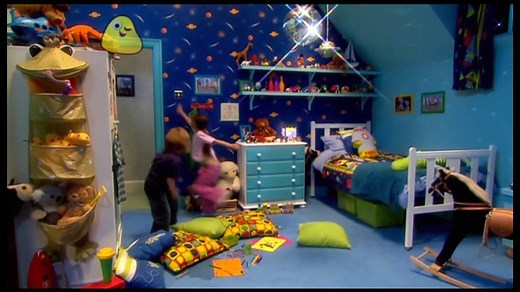 Gigglebiz Major Boogie enjoying a break from routine - video Dailymotion