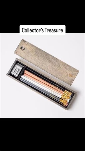 The BLACKWING Graphite Pencil Rustic Box Set is a collector’s...