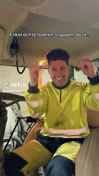 Geel groene tractor 💛💚🚜 #boeren #westvloamse #johndeere #7530