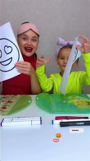 Blind coloring challenge! 🤣🎨👩‍🎨 #blindchallenge #sistergoals