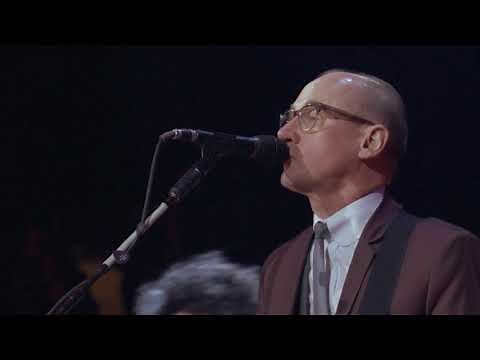 Gin House Blues - Andy Fairweather Low with Eric Clapton. Live Guitar Festival New York 2013.
