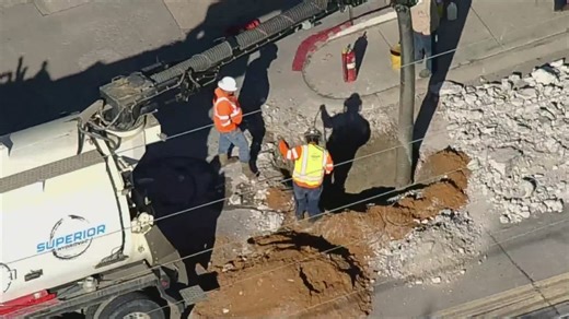 Irving gas leak prompts evacuation near Bowie Middle School, officials say
