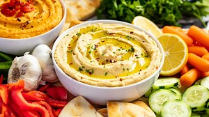 Easy Authentic Hummus