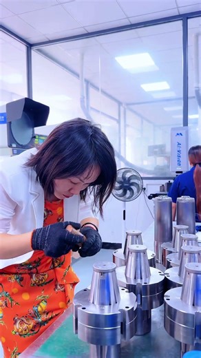 Fold & Release: Smart Collapsible Core Technology#CollapsibleCore #PrecisionMold #UndercutSolution